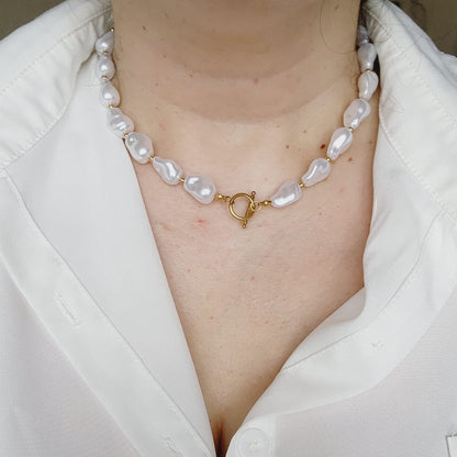 White Baroque necklace,White pearl Chunky Necklace, 18k Gold Plated Cuban Chain, white summer necklace, white pearl choker, white baroque necklace, white mother pearl necklace, summer necklace, summer jewelry trends, gift for women, bold ivory necklace, gift for bestfriend, gift for wife, aesthetic pearl necklace, Stainless Steel Pearl Beaded necklace, ellie vail jewelry, waterproof necklace for women, shell Necklace