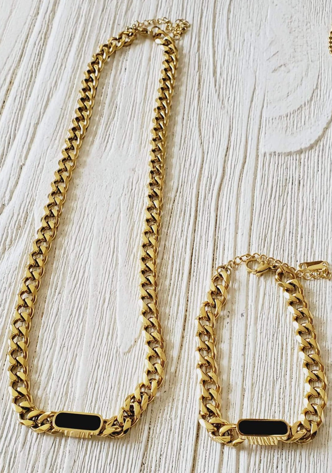 Weol Loop Chunky T Bar Necklace | Rosie Kent Jewellery